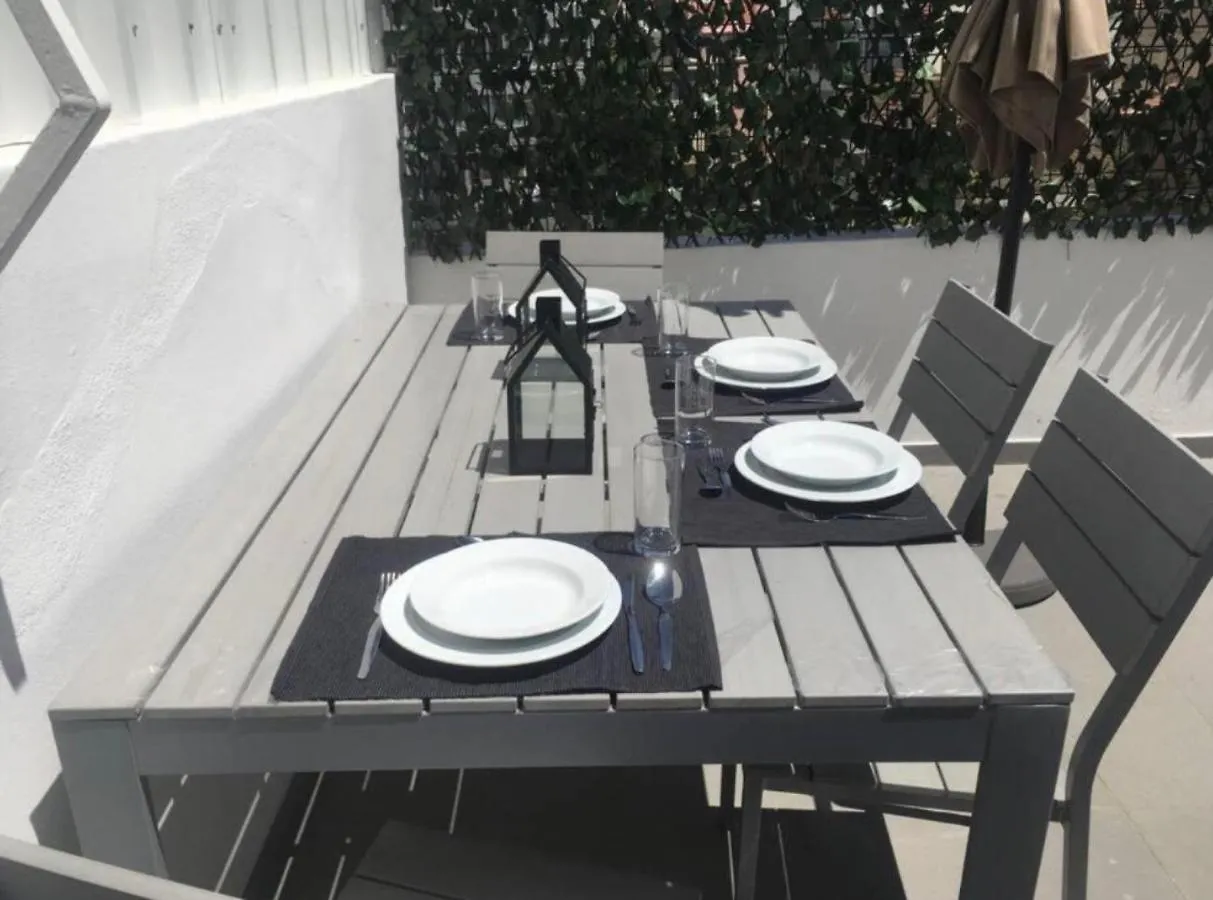Graca With Terrace In Lisbon Apartment
